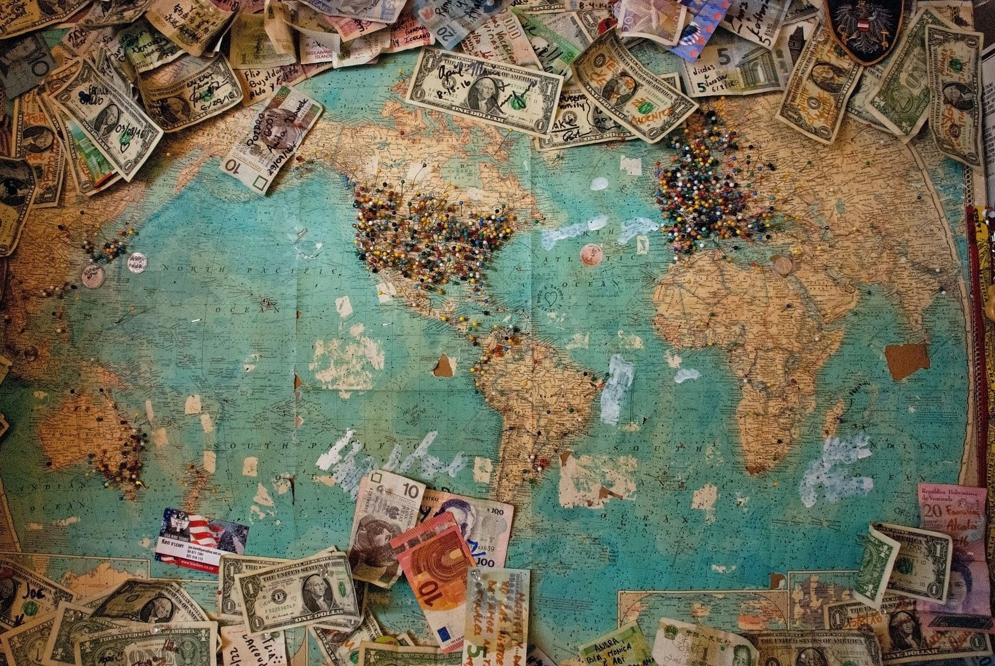 5 easy tips to save money on international transfers